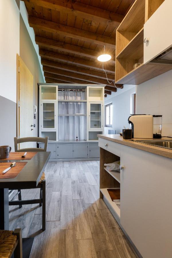 Angolo Nascosto Apartments San Fiorano Luaran gambar